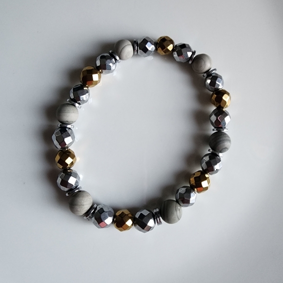 Gasped Zebra  and Hematite  Beaded Bracelet - Picture 3 of 3